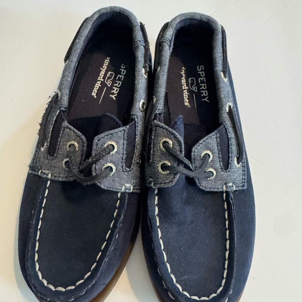 Vineyard Vines Sperry Kids Dark Blue Moccasins Boys size 11.